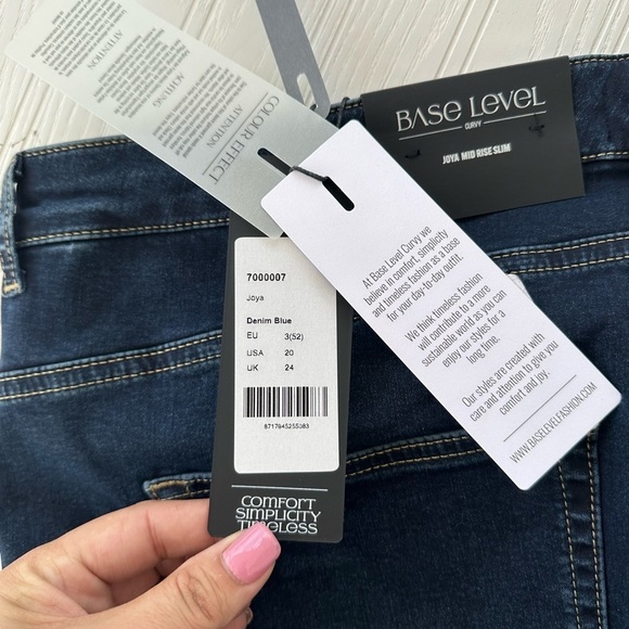 base level curvy joya mid rise slim fit jeans size 18(2),20(2) - Picture 5 of 6